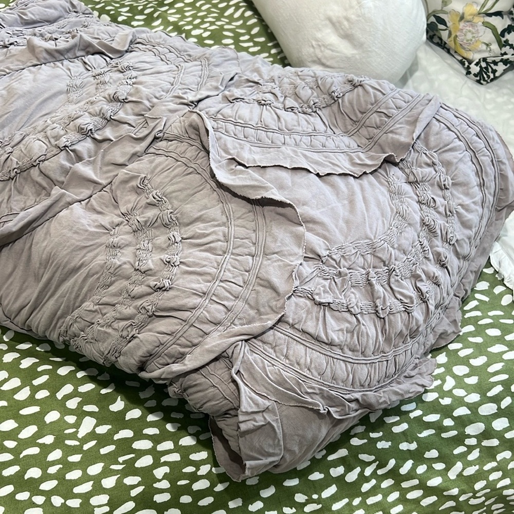 Anthropologie Rivulets Quilt and Shams